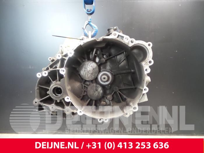 Volvo S60 Gearbox O10200