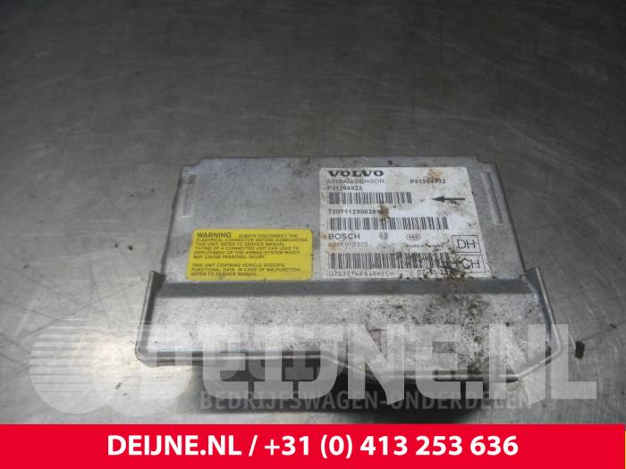 Volvo XC70 Airbag Module O10242