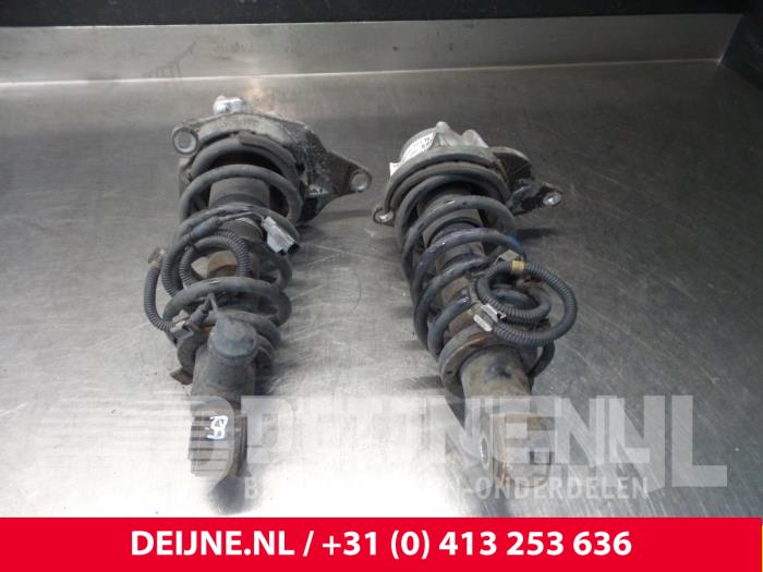 Schokdemper set - Volvo V70