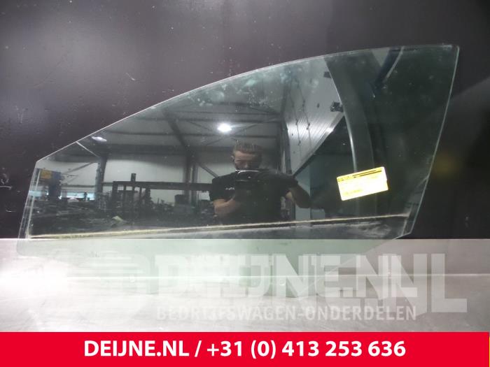 Portierruit 4Deurs links-voor - Volvo V40