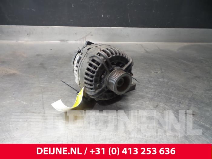 Gebruikte Dynamo Volvo V70 (SW) 2.5 R 20V Prijs € 35,00 Margeregeling aangeboden door van Deijne Onderdelen Uden B.V.