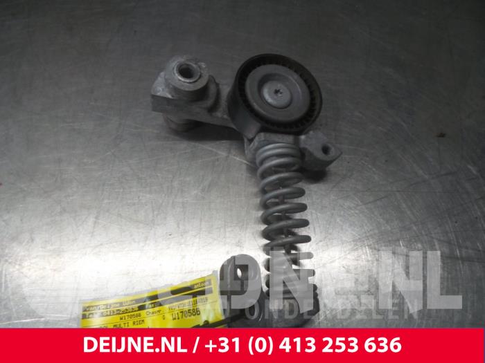 Gebruikte Spanrol Multiriem Volvo V60 I (FW/GW) 2.0 D4 16V Prijs € 30,00 Margeregeling aangeboden door van Deijne Onderdelen Uden B.V.