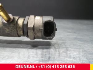 Volvo V50 Einspritzdüse (Einspritzer) O3197 foto 3