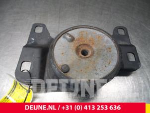 Gebruikte Motorrubber Volvo V40 (MV) 2.0 D4 20V Prijs € 25,00 Margeregeling aangeboden door van Deijne Onderdelen Uden B.V.