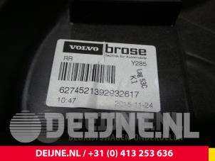 Volvo V70 Ruitmechaniek 4Deurs rechts-achter O3286 foto 2
