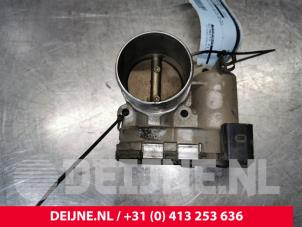 Volvo S60 Drosselklappengehäuse O3349 foto 4