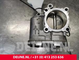 Volvo S60 Drosselklappengehäuse O3349 foto 2