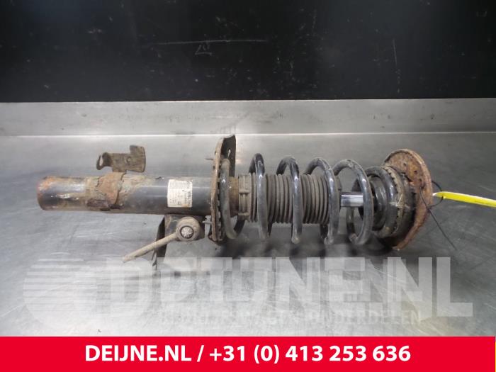 Volvo S60 Schokdemperpoot rechts-voor O3425
