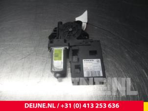 Volvo C30 Raammotor Portier O3439 foto 2