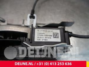 Volvo V90 Deurslot Mechaniek 4Deurs links-achter O3535 foto 3