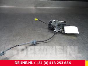 Volvo V90 Deurslot Mechaniek 4Deurs links-achter O3535 foto 2