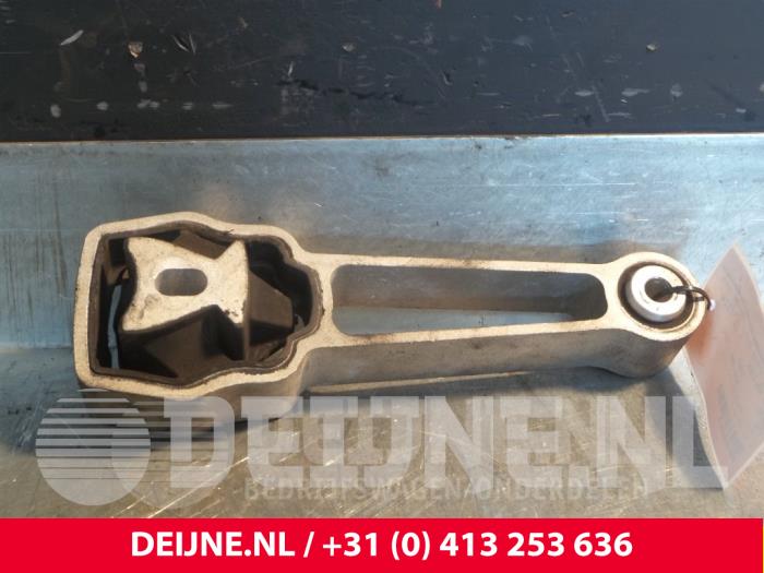 Volvo V70 Getriebe Halterung O3553
