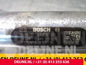 Volvo V70 Einspritzdüse (Einspritzer) O3669 foto 4
