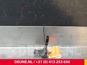 Volvo V70 Air mass meter O3760 photo 2
