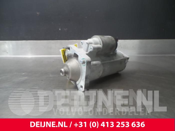 Startmotor van een Volvo S60 II (FS) 2.0 D3 20V 2014