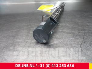 Volvo V40 Einspritzdüse (Einspritzer) O3940 foto 2