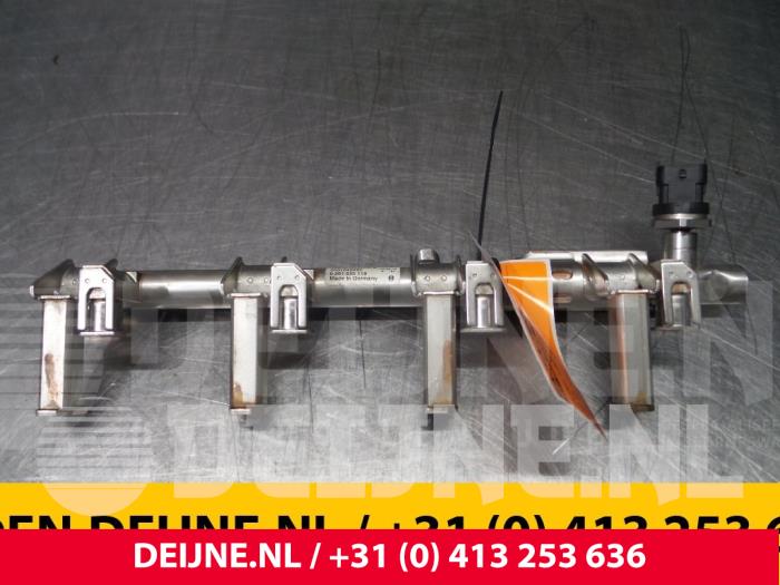 Volvo V40 Einspritzdüse (Einspritzer) O3941
