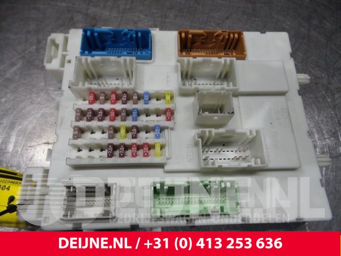 Gebruikte Central electronic module Volvo V40 (MV) 2.0 D2 16V Prijs € 100,00 Margeregeling aangeboden door van Deijne Onderdelen Uden B.V.