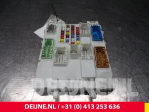Volvo V40 Central electronic Modul O4202 foto 2