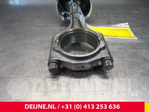 Volvo V40 Pleuelstange O4236 foto 2