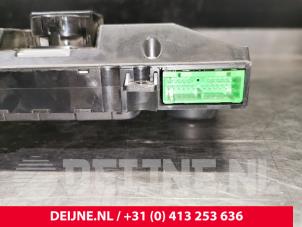 Volvo S60 Heater control panel O4720 photo 3