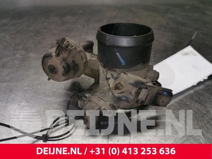 Gebruikte Gasklephuis Volvo V50 (MW) Prijs € 25,00 Margeregeling aangeboden door van Deijne Onderdelen Uden B.V.
