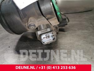 Volvo V50 Drosselklappengehäuse O4758 foto 4