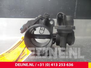 Gebruikte Gasklephuis Volvo V50 (MW) Prijs € 25,00 Margeregeling aangeboden door van Deijne Onderdelen Uden B.V.