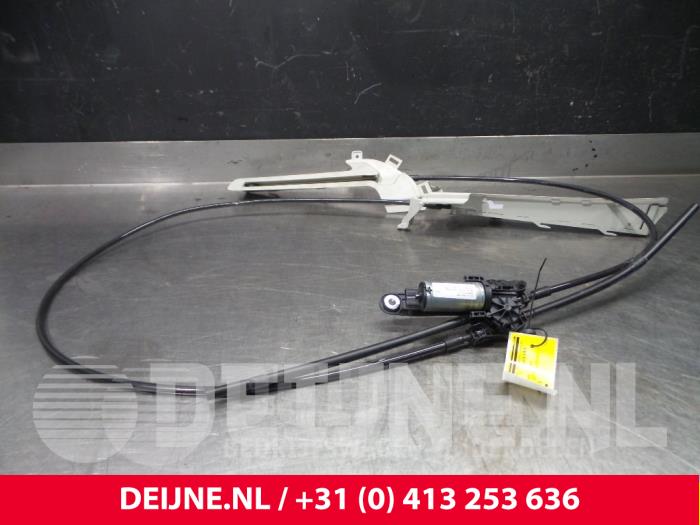 Volvo V90 Plane Kofferraum O4995