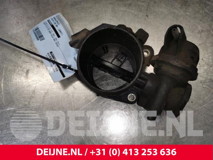 Gebruikte Gasklephuis Volvo C30 (EK/MK) Prijs € 80,00 Margeregeling aangeboden door van Deijne Onderdelen Uden B.V.