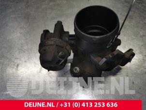Volvo C30 Throttle body O4999 photo 3