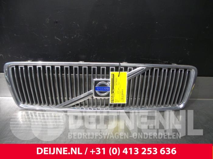 Volvo S80 Grill O5072