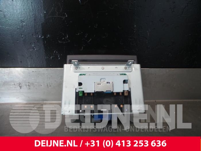 Volvo V70 Navigatie Display O5123