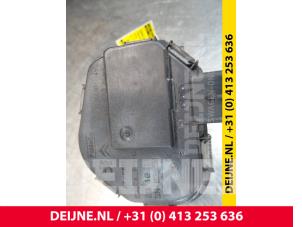 Volvo V70 Drosselklappengehäuse O5151 foto 2