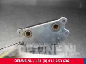 Volvo V70 Oliekoeler O5372 foto 2