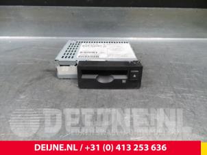 Gebruikte Radio module Volvo XC90 I 2.4 D5 20V Prijs € 50,00 Margeregeling aangeboden door van Deijne Onderdelen Uden B.V.