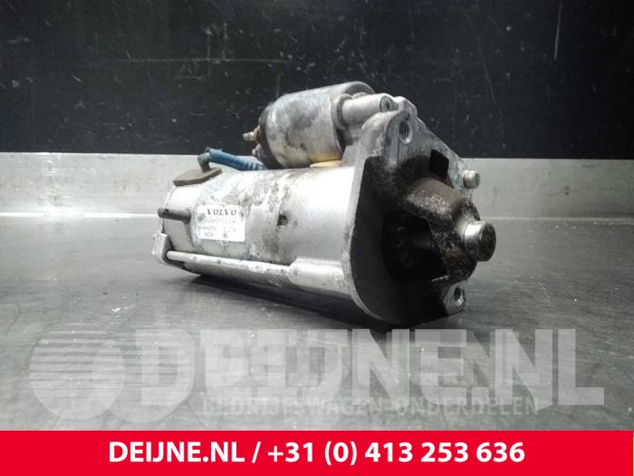 Volvo V40 Anlasser O6125
