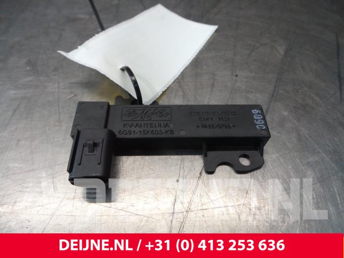 Volvo XC60 Antenna Amplifier O6595