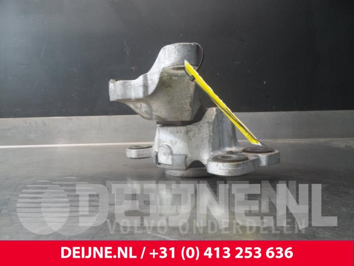 Volvo V60 Motorsteun O6753