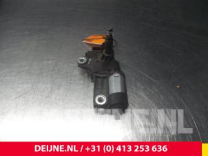 Volvo C30 Ruitenwissermotor achter O6754 foto 2