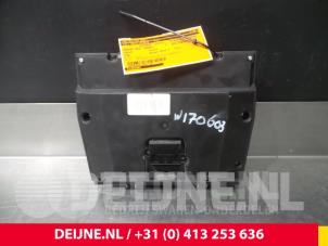 Volvo V70 Heater control panel O6828 photo 2