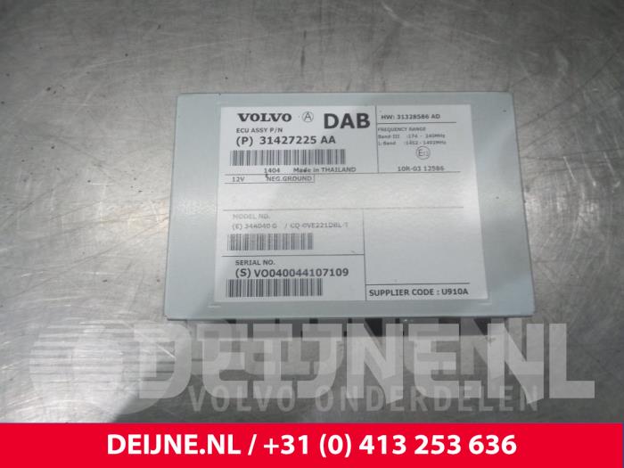 Volvo V40 Radio module O6887
