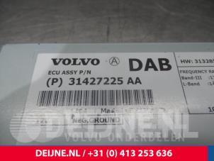 Volvo V40 Radio module O6887 photo 3