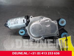 Volvo V70 Scheibenwischermotor hinten O6980 foto 2