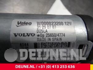 Volvo V70 Ruitenwissermotor achter O6995 foto 3