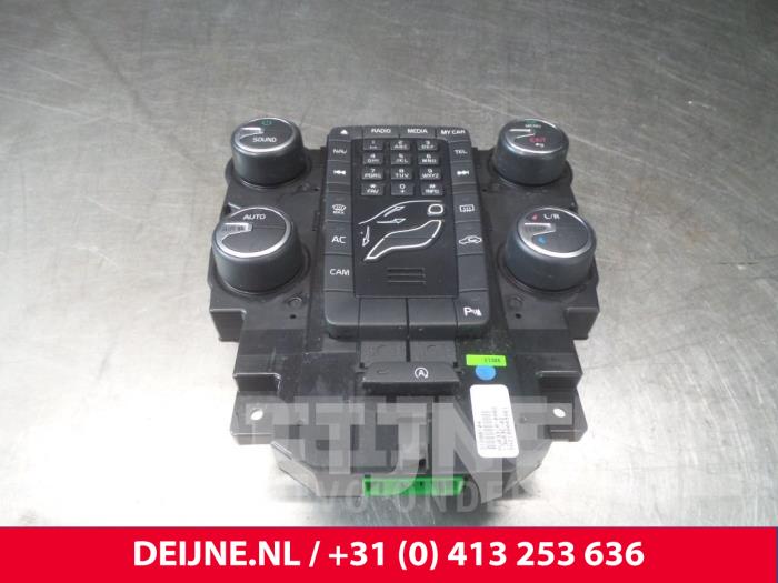 Volvo V40 Kachel Bedieningspaneel O7177
