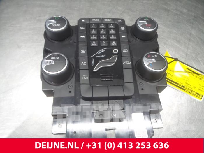 Volvo V40 Kachel Bedieningspaneel O7184