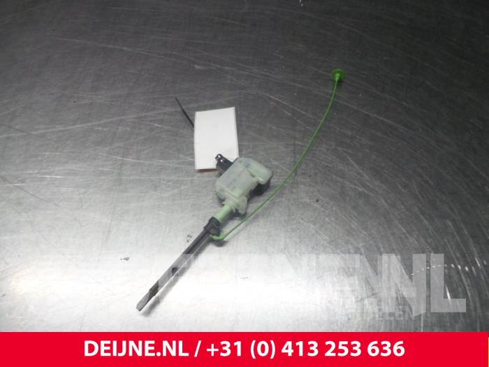 Volvo S60 Tankklappe Verriegelungsmotor O7331