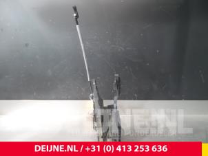 Volvo V40 Front door lock mechanism 4-door, right O7356 photo 2