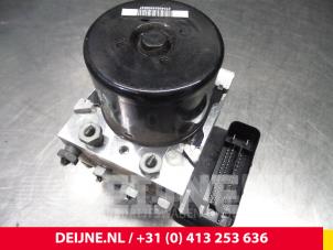 Volvo V70 ABS pump O7519 photo 2